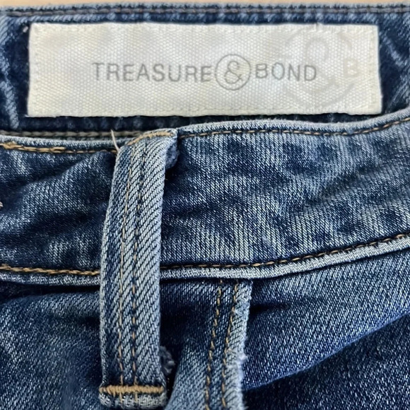 Treasure & Bond Foster Boyfriend High Rise Exposed Button Fly Cut Off Short - 29 - Picture 3 of 7